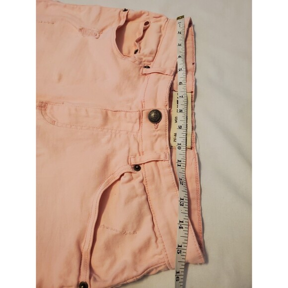 Spark Mens Premium Denim Pink Distressed Shorts Size 32 - Picture 6 of 10